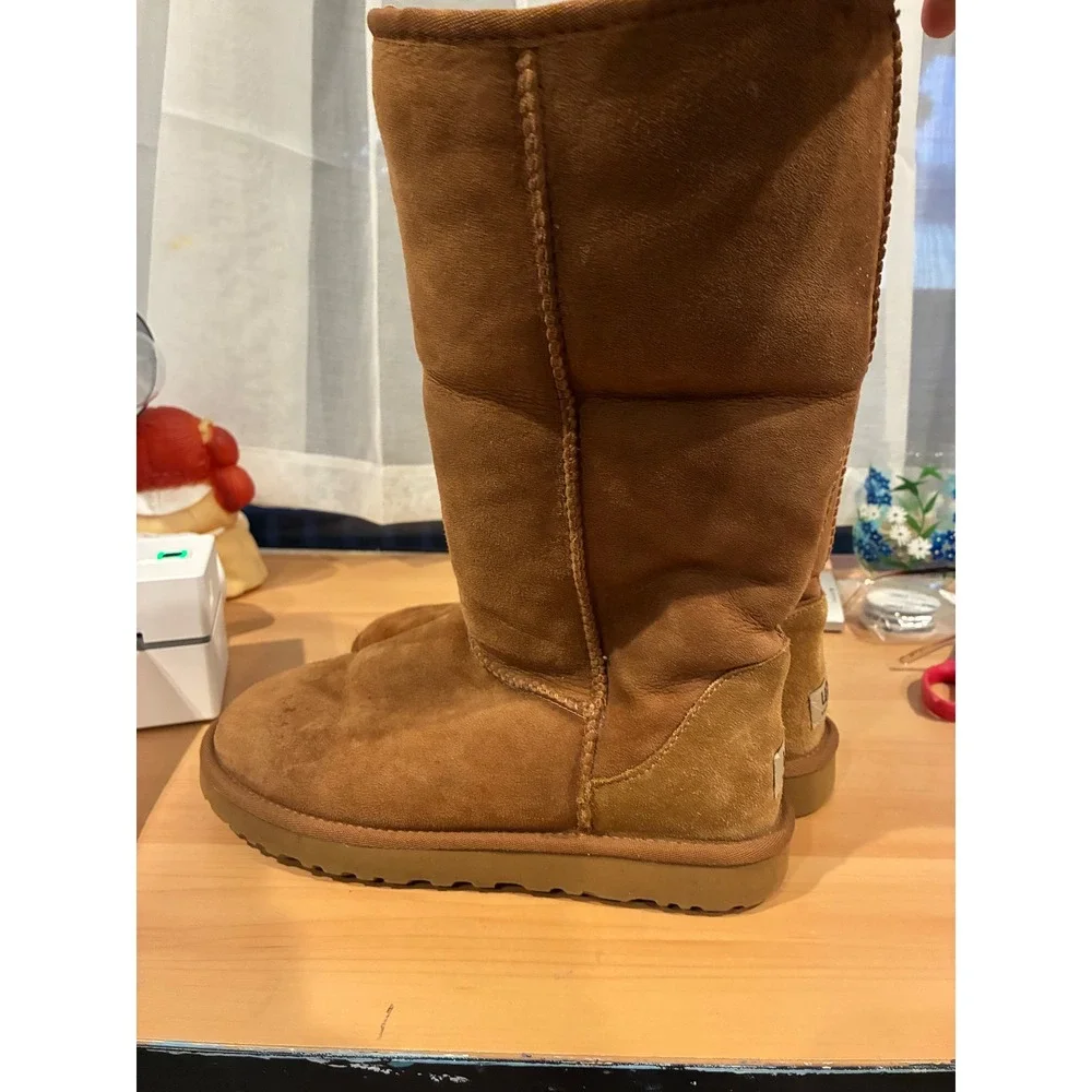 UGG Australia Classic Tall Boots Chestnut Brown Suede Sheepskin Womens 8